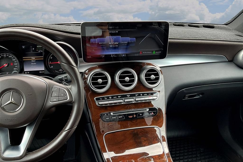 Used 2018 Mercedes-Benz GLC 350e 4MATIC image 9