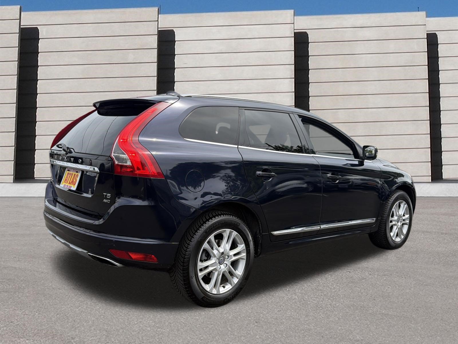 Used 2016 Volvo XC60 T5 Premier AWD/4WD image 4