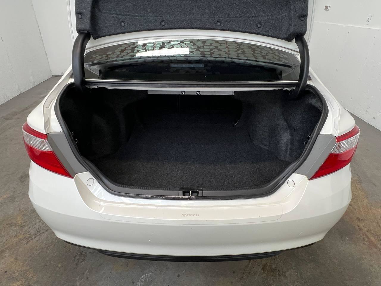 Used 2015 Toyota Camry XSE w/ Moonroof Package FWD image 27