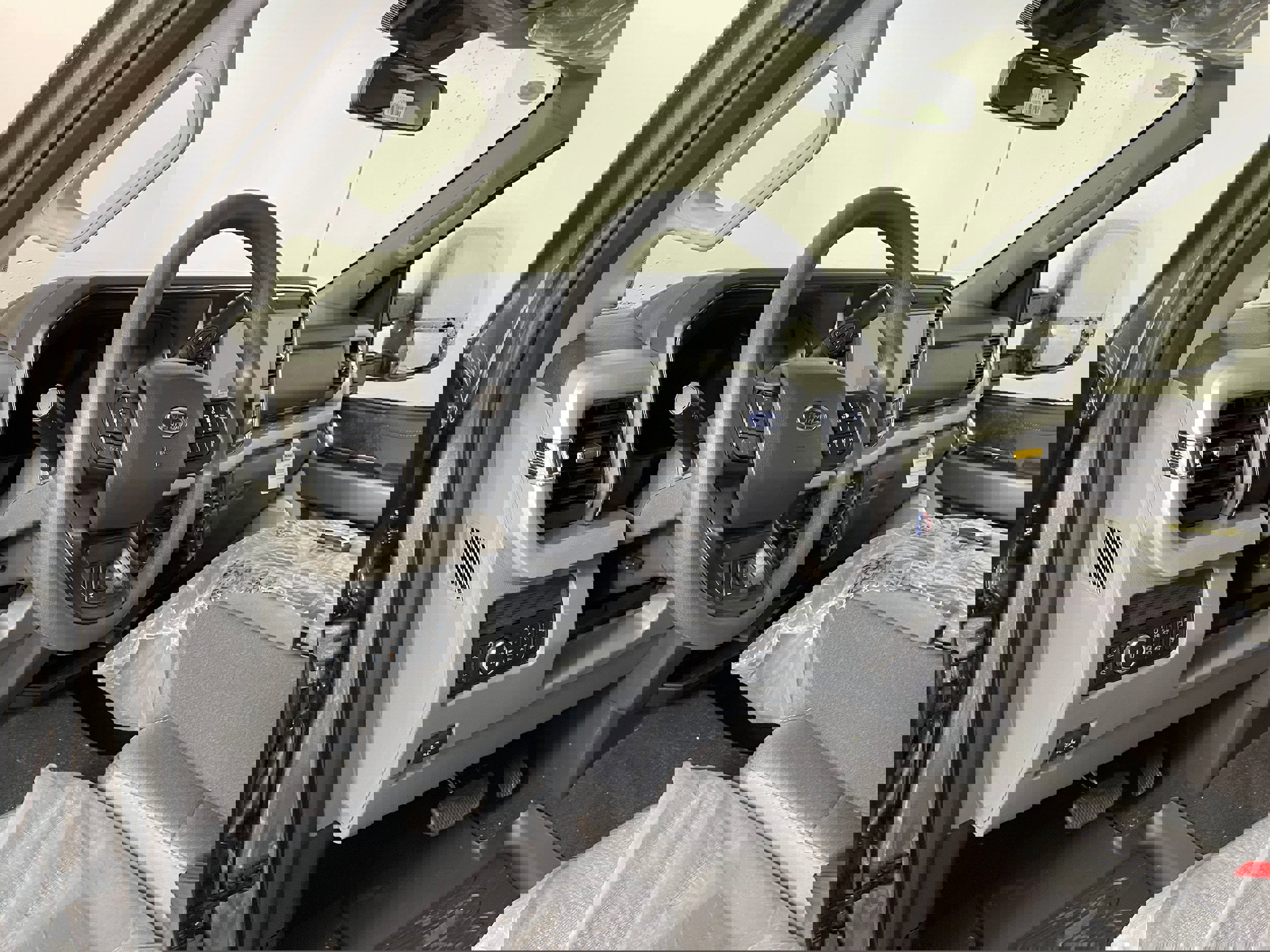 New 2026 Ford F250 XLT w/ XLT Premium Package image 2