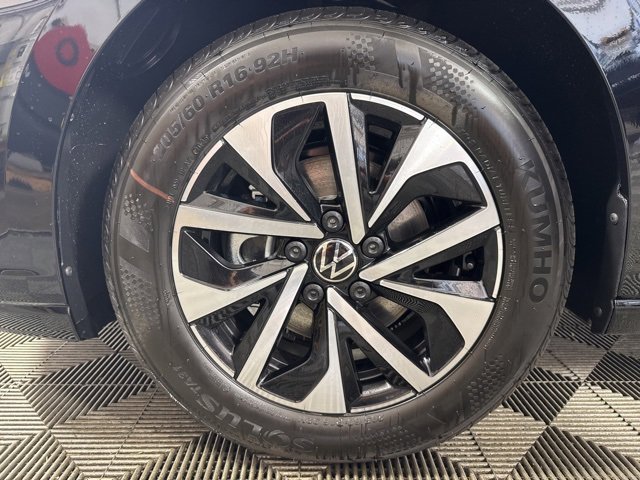 New 2025 Volkswagen Jetta S image 10