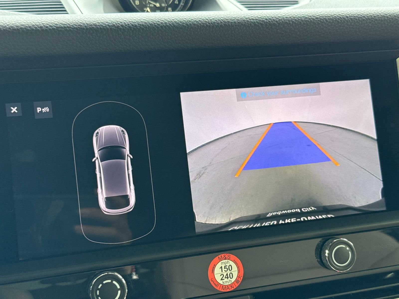 Certified 2025 Porsche Macan image 23