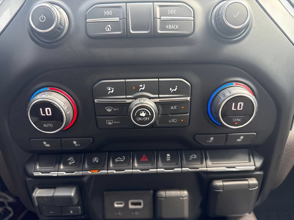 Used 2021 Chevrolet Silverado 1500 RST w/ Convenience Package II AWD/4WD image 8