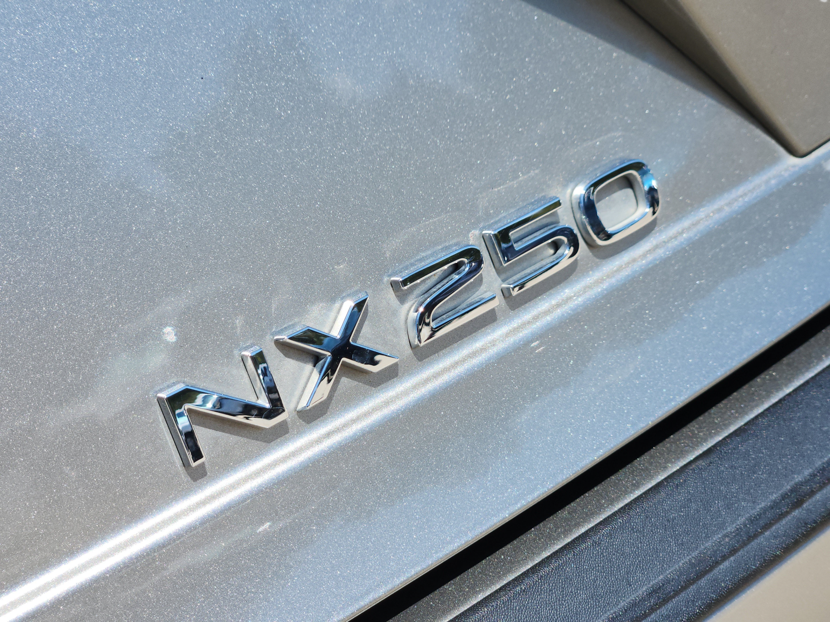 Used 2025 Lexus NX 250 FWD w/ Accessory Package (2T) image 39