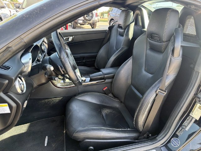Used 2013 Mercedes-Benz SLK 250 image 11