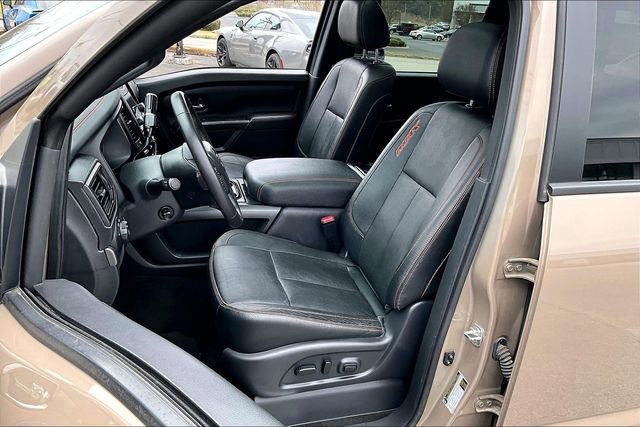 Used 2021 Nissan Titan PRO-4X w/ Pro-4x Convenience Package image 18