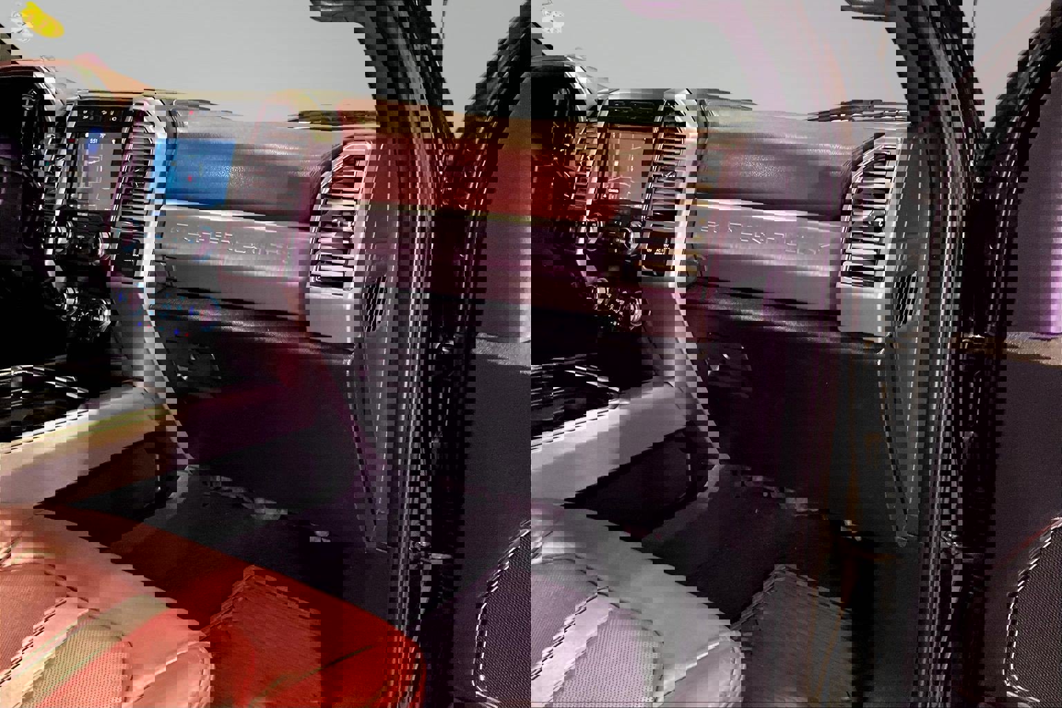 Used 2019 Ford F250 Platinum w/ Platinum Ultimate Package image 27