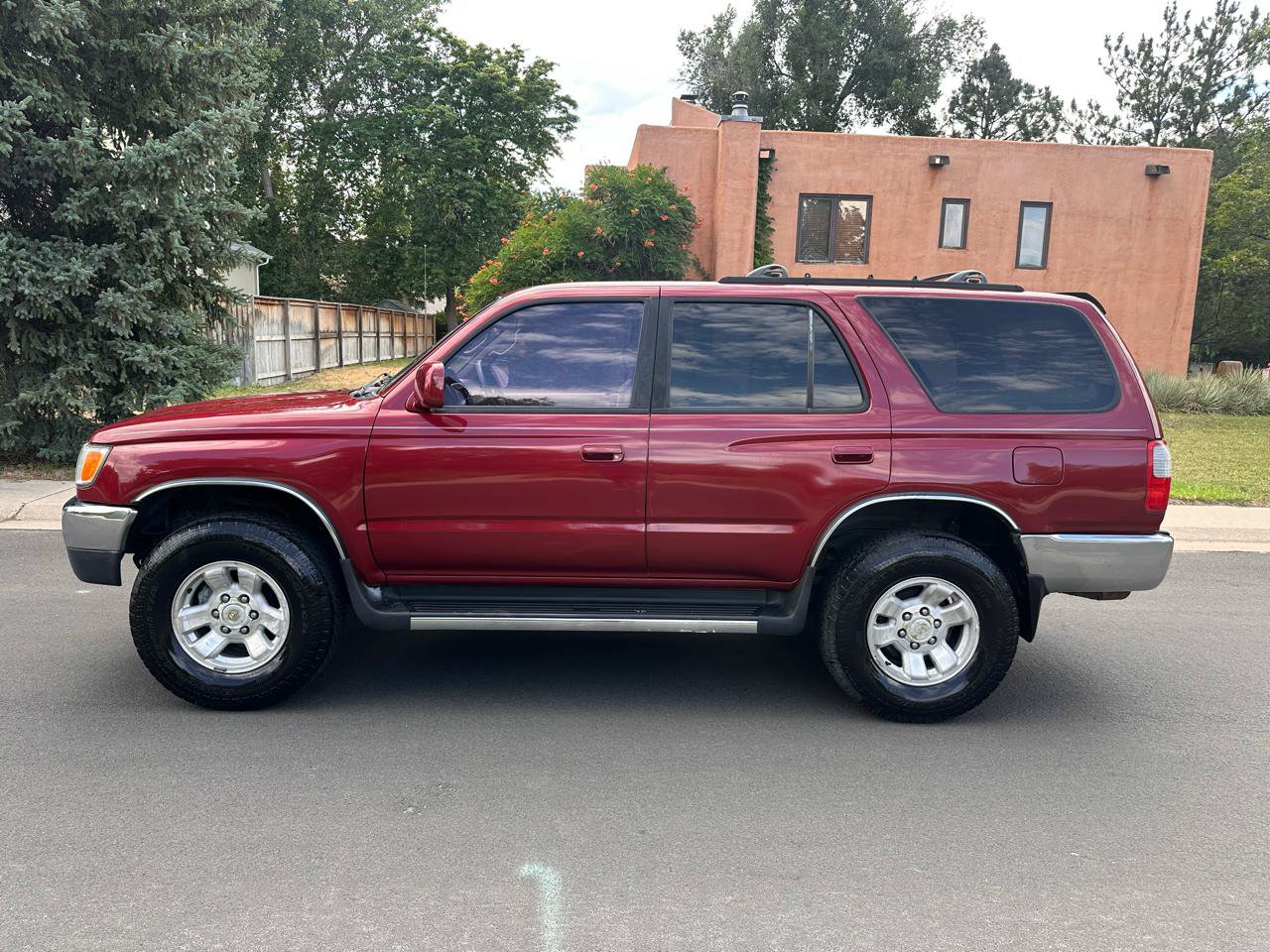 Used 1997 Toyota 4Runner SR5 AWD/4WD image 2