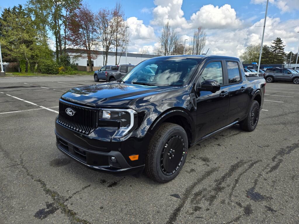 New 2025 Ford Maverick Lobo