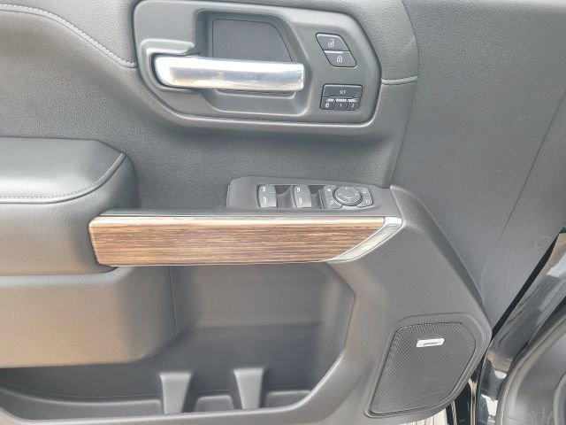 Used 2020 Chevrolet Silverado 1500 High Country w/ Technology Package AWD/4WD image 37