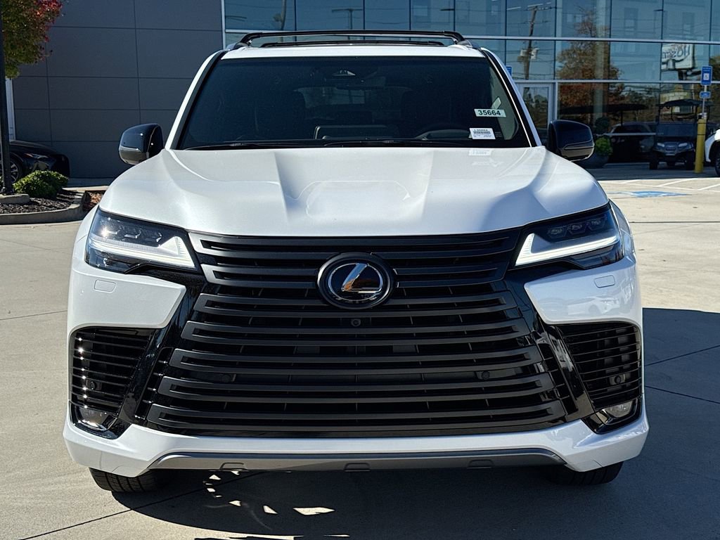 New 2025 Lexus LX 700h Luxury image 4