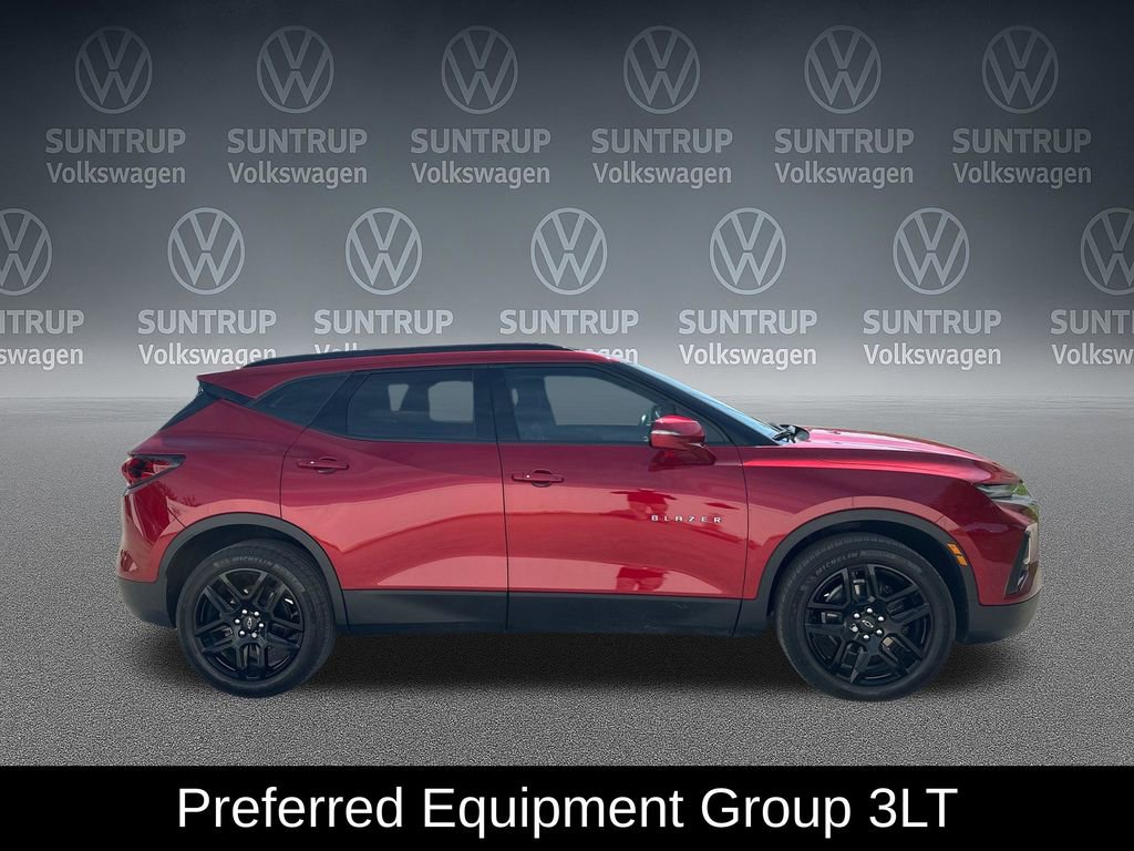 Used 2022 Chevrolet Blazer LT w/ LPO, Black Grille Bar Package FWD image 8