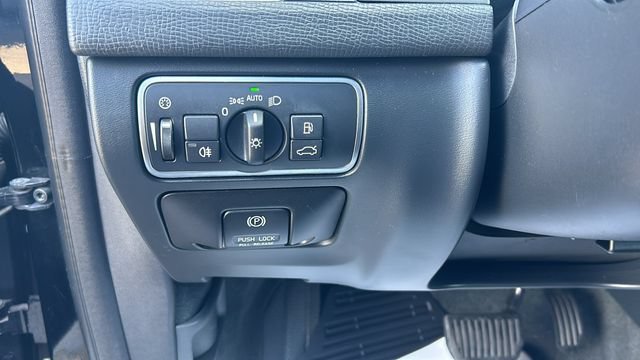 Used 2015 Volvo XC60 T5 Platinum w/ Protection Package FWD image 19