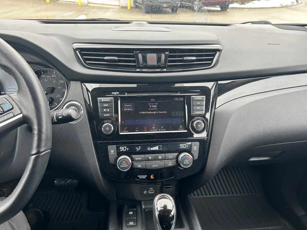 Used 2022 Nissan Rogue Sport SL w/ Premium Package image 15