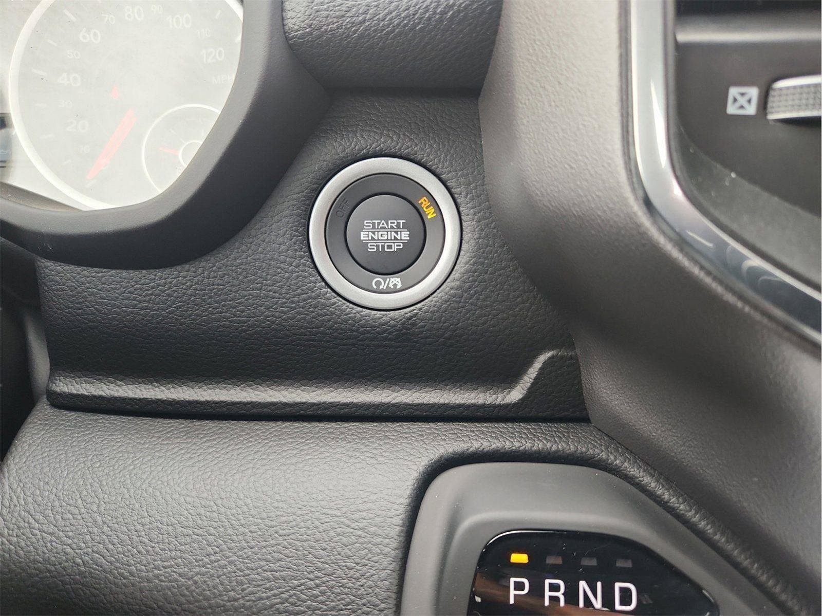 New 2026 RAM 1500 Laramie w/ Night Edition AWD/4WD image 17