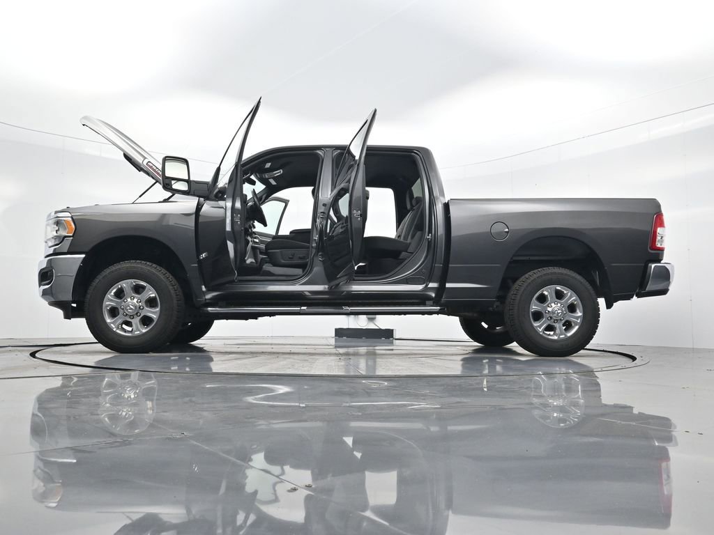 Used 2024 RAM 2500 Big Horn image 45
