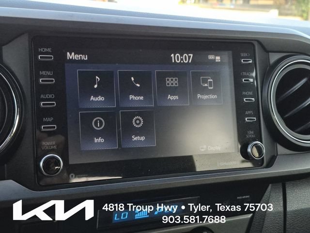 Used 2022 Toyota Tacoma TRD Off-Road AWD/4WD image 37