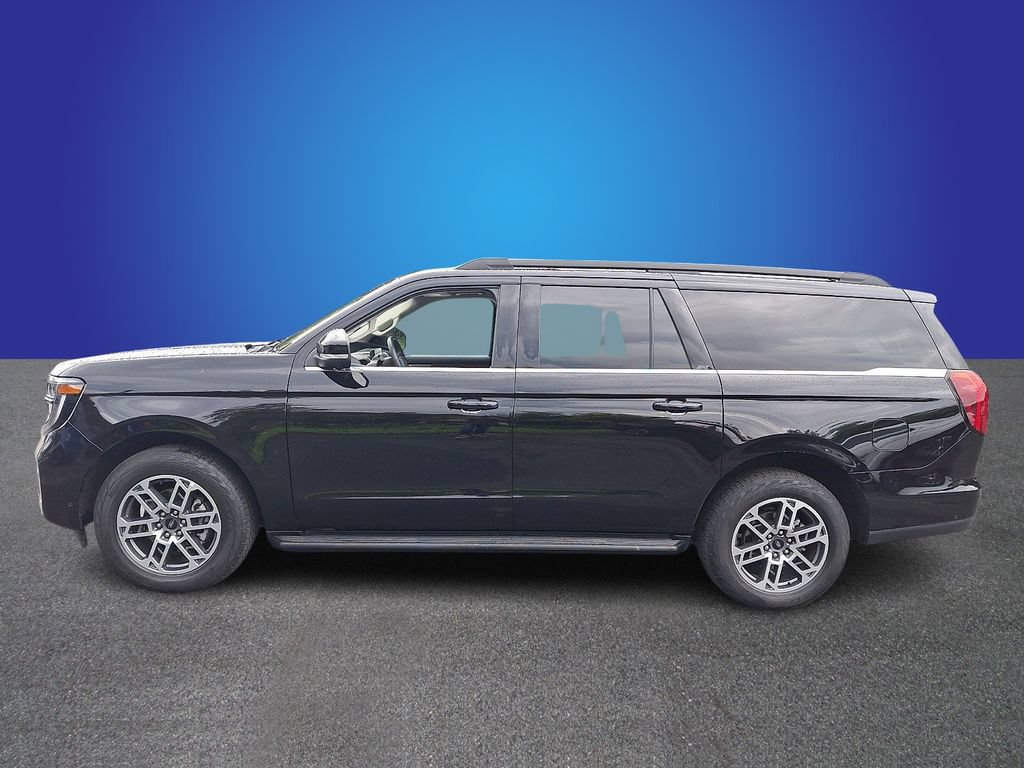 Used 2025 Ford Expedition Max Active AWD/4WD image 7