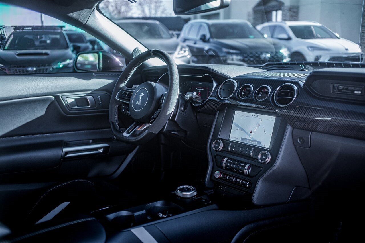 Used 2022 Ford Mustang Shelby GT500 w/ Carbon Fiber Track Pack image 30