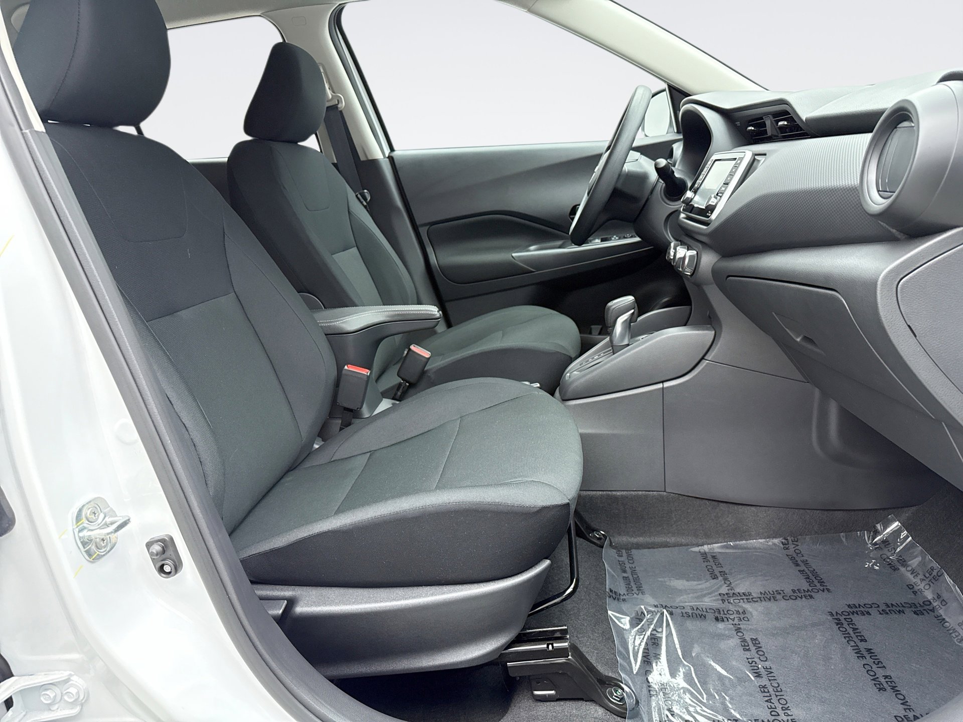 Used 2025 Nissan Kicks Play S image 16