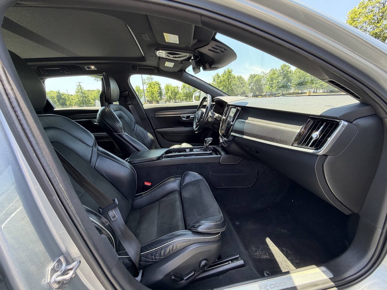 Used 2018 Volvo V90 T5 R-Design FWD image 14