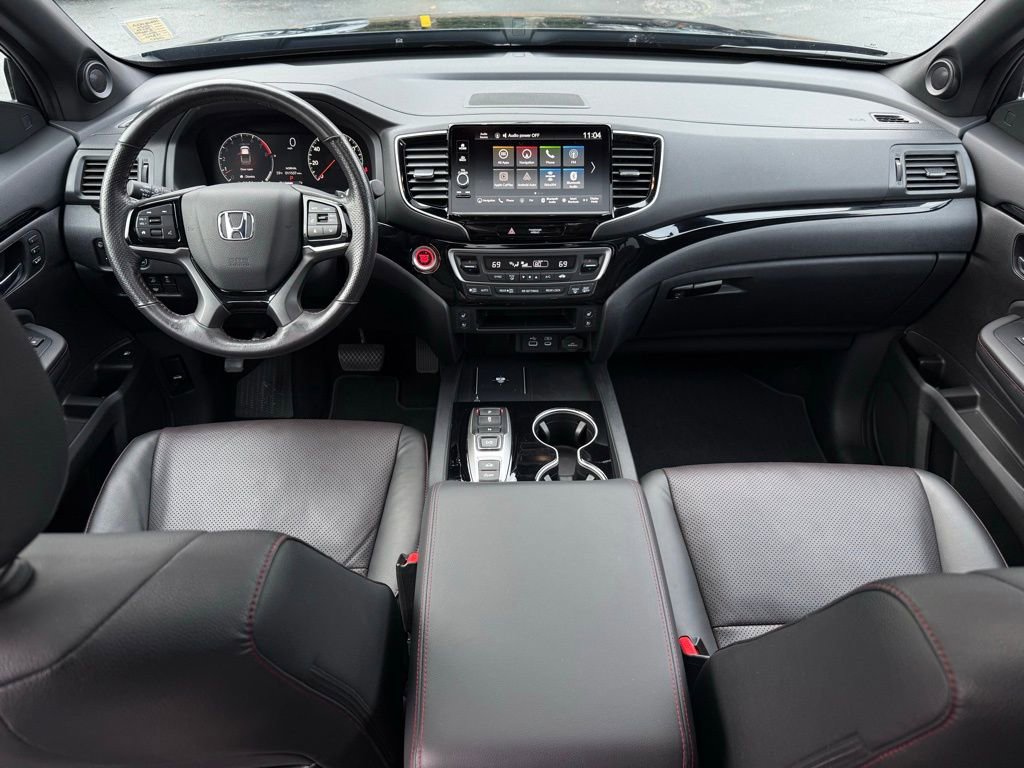 Certified 2025 Honda Ridgeline Black Edition image 20