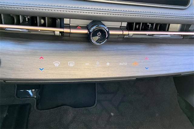 Certified 2025 Nissan Ariya AWD image 15