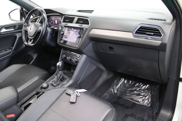 Used 2019 Volkswagen Tiguan SEL Premium R-Line AWD/4WD image 27