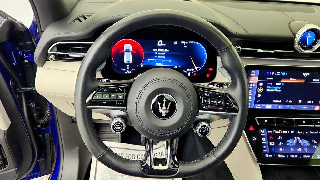 Used 2023 Maserati Grecale Modena image 13