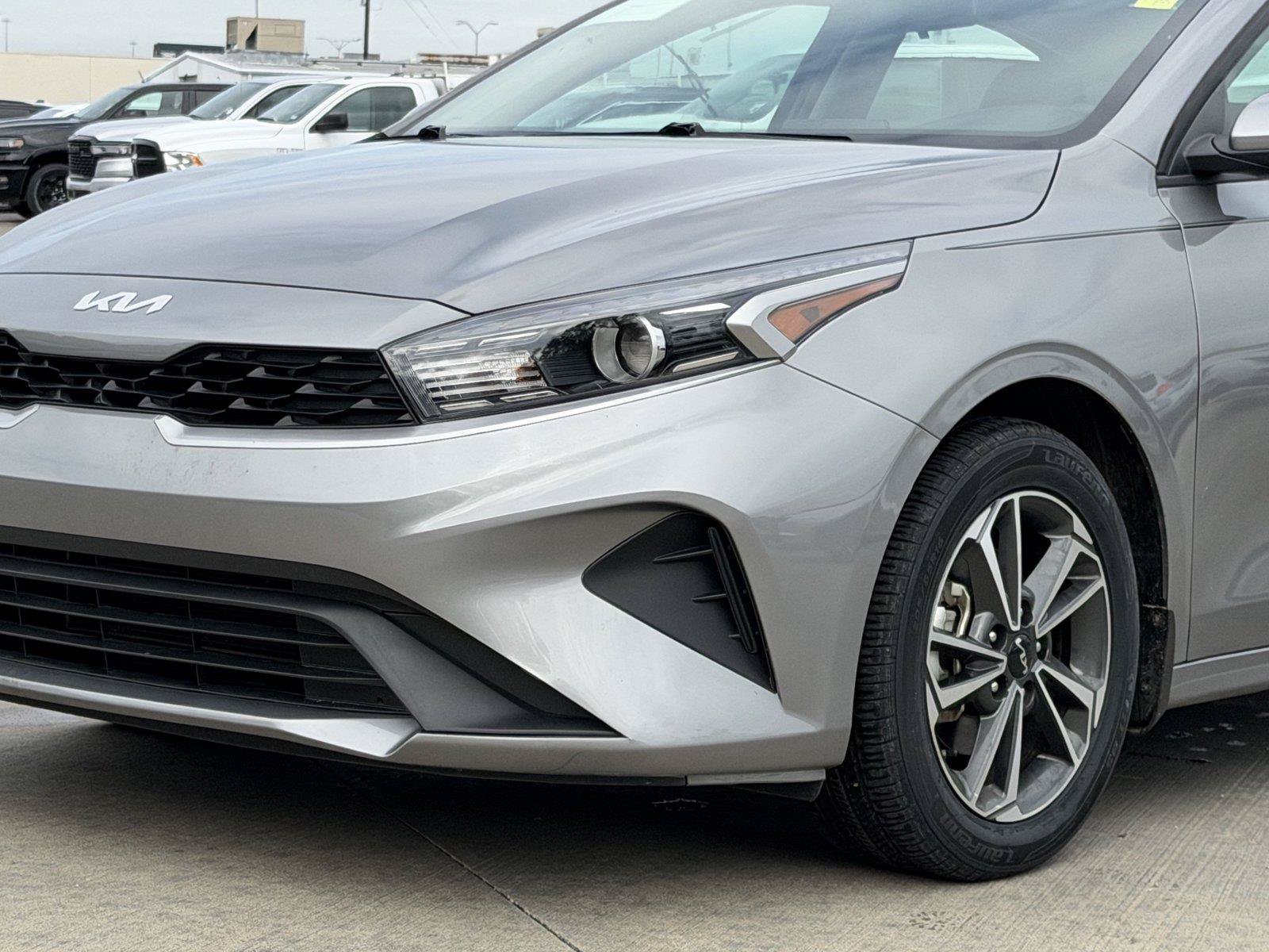 Used 2024 Kia Forte LXS FWD image 9
