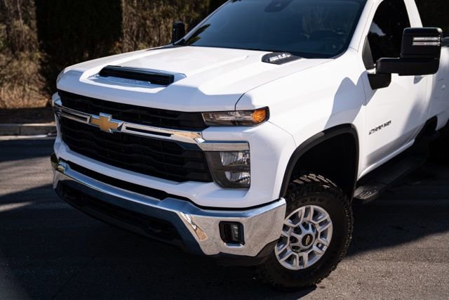 Used 2025 Chevrolet Silverado 2500 LT w/ Convenience Package image 2