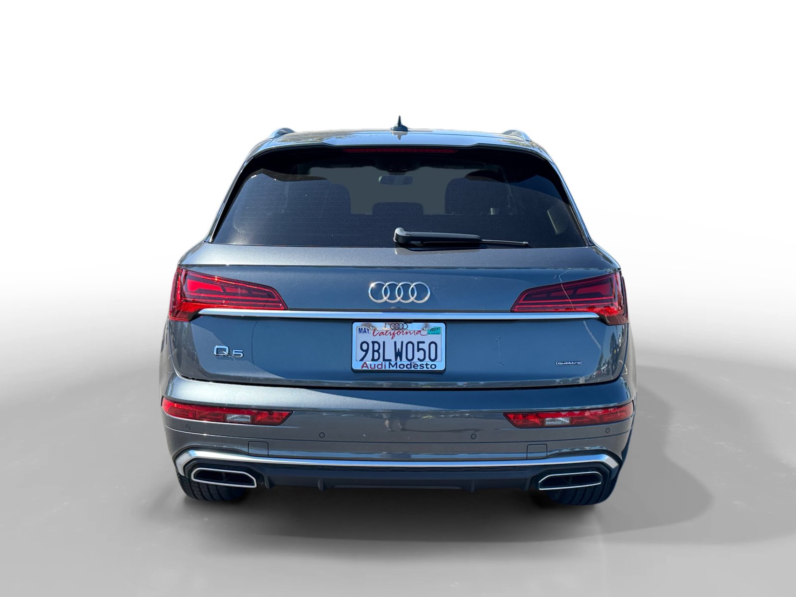 Used 2022 Audi Q5 2.0T Premium w/ Convenience Package AWD/4WD image 4