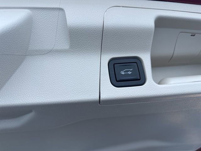 Used 2022 GMC Acadia Denali w/ Denali Ultimate Package image 65