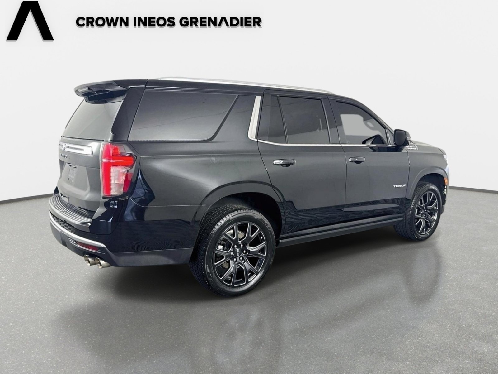 Used 2023 Chevrolet Tahoe High Country AWD/4WD image 5