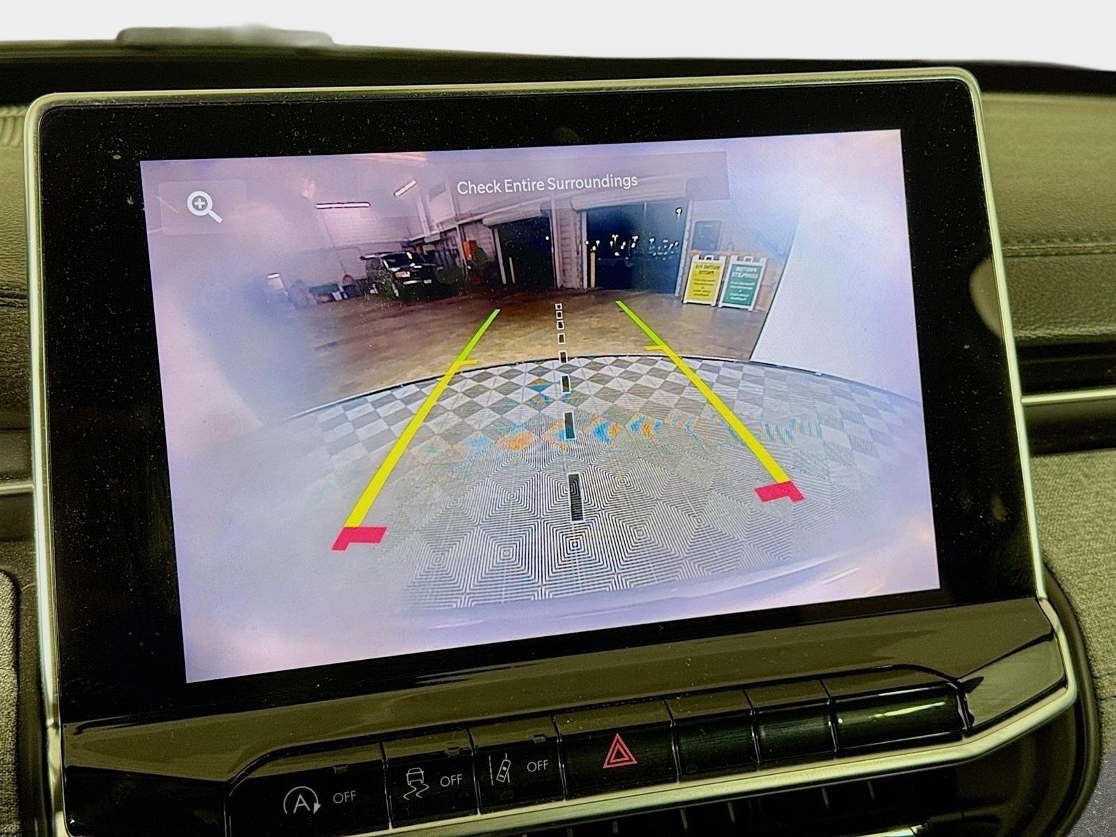 Used 2023 Jeep Compass Latitude image 16