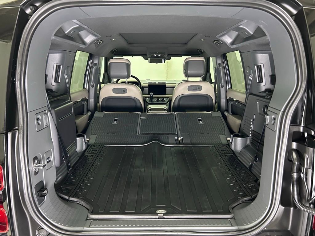 Used 2022 Land Rover Defender 110 XS Edition image 18
