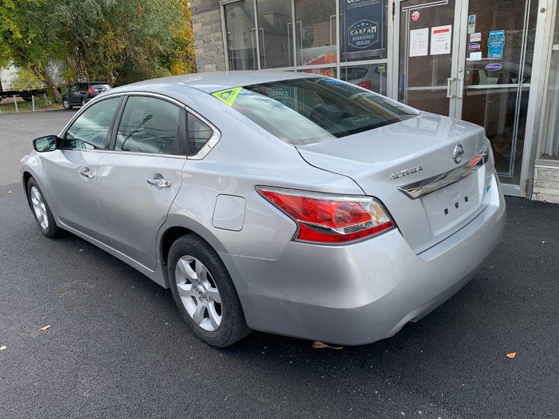Used 2014 Nissan Altima 2.5 S image 3
