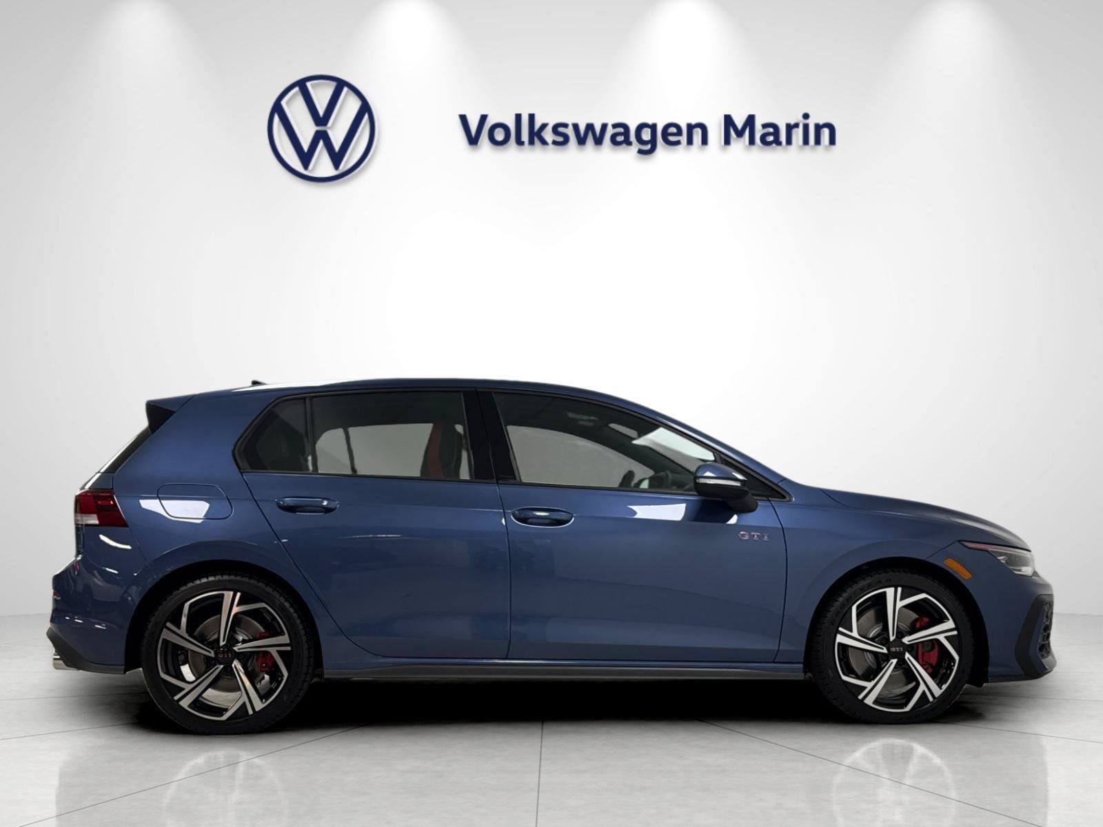 New 2026 Volkswagen Golf SE FWD image 6