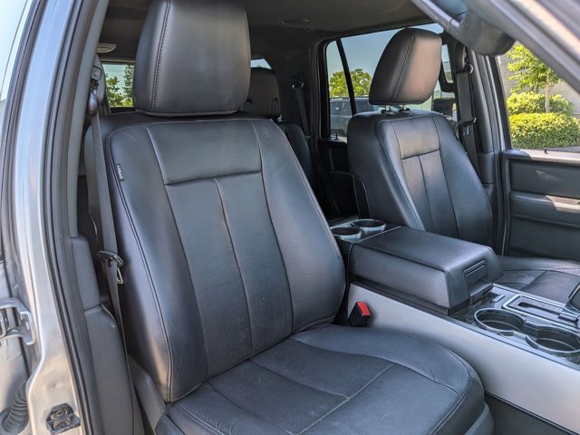 Used 2016 Ford Expedition Limited AWD/4WD image 22