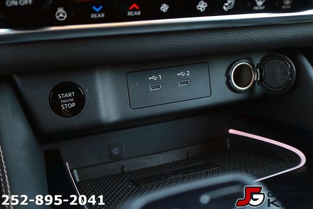 Used 2025 Nissan Rogue Platinum w/ Platinum Premium Package FWD image 24