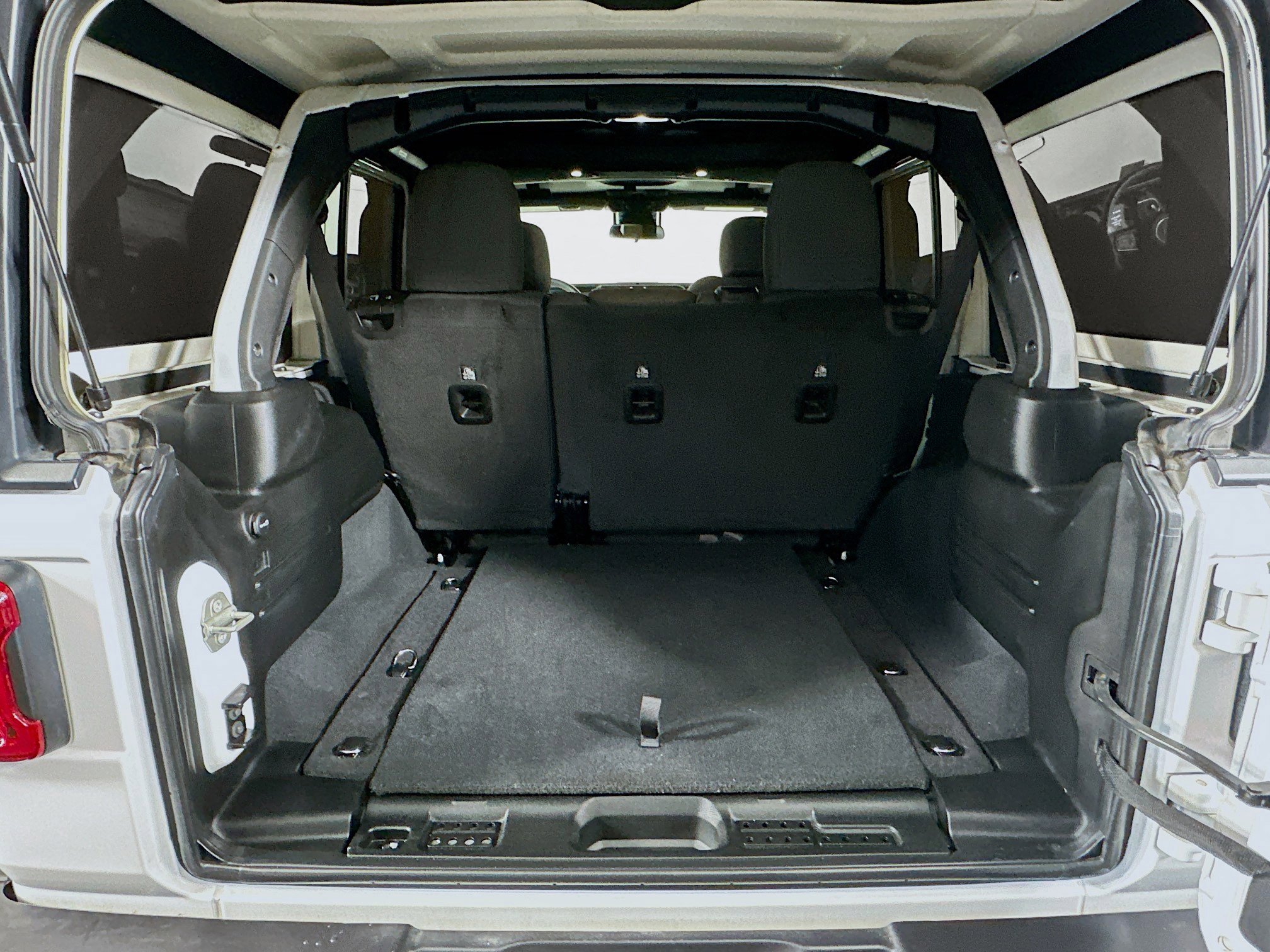 Used 2024 Jeep Wrangler Unlimited Rubicon image 26