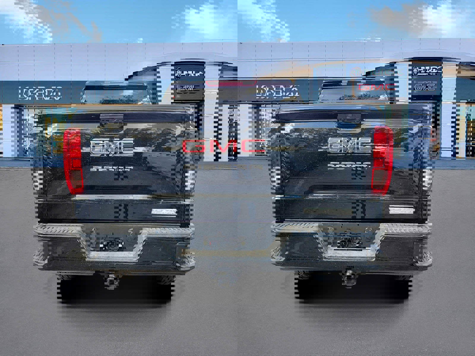 New 2026 GMC Sierra 1500 Elevation image 4