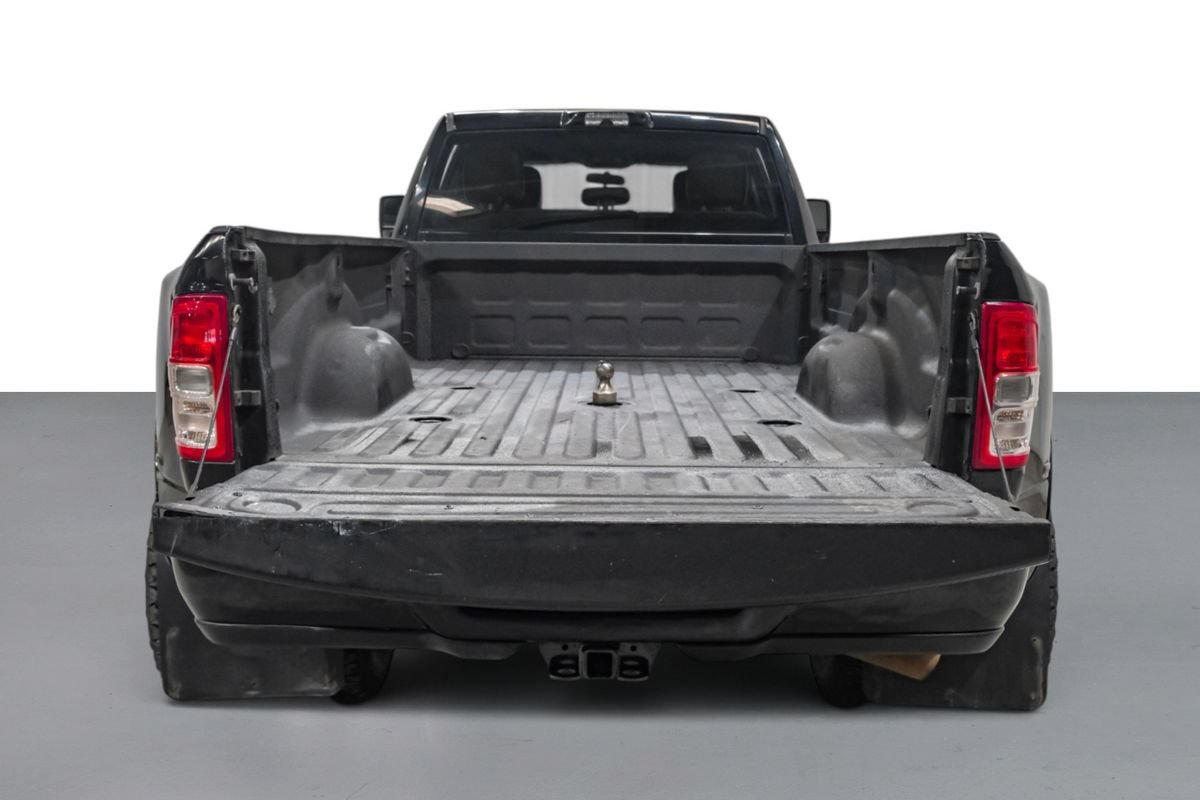 Used 2023 RAM 3500 Tradesman w/ Chrome Appearance Group AWD/4WD image 58