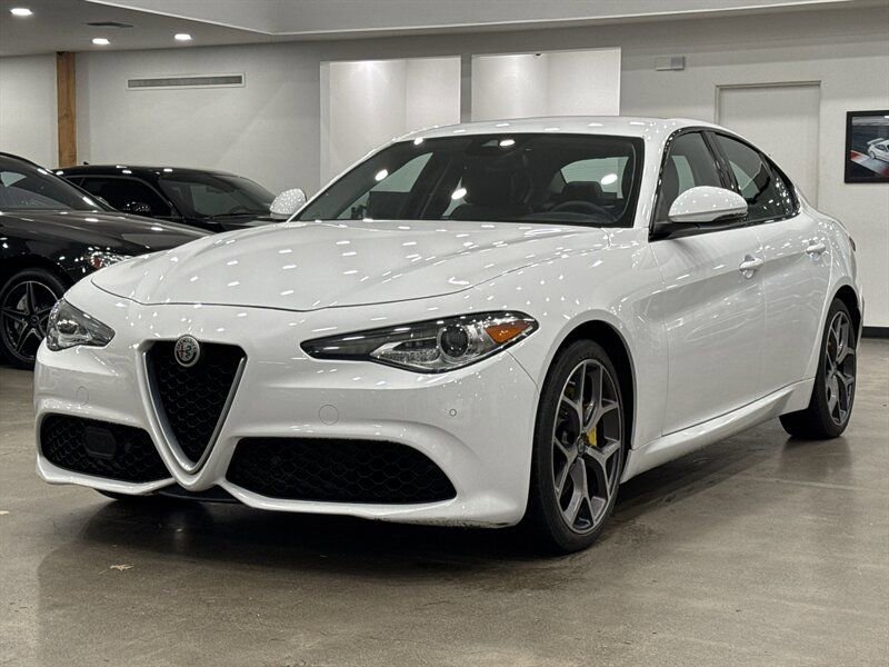 Used 2018 Alfa Romeo Giulia Ti Sport w/ Quick Order Package 22S Sport image 1