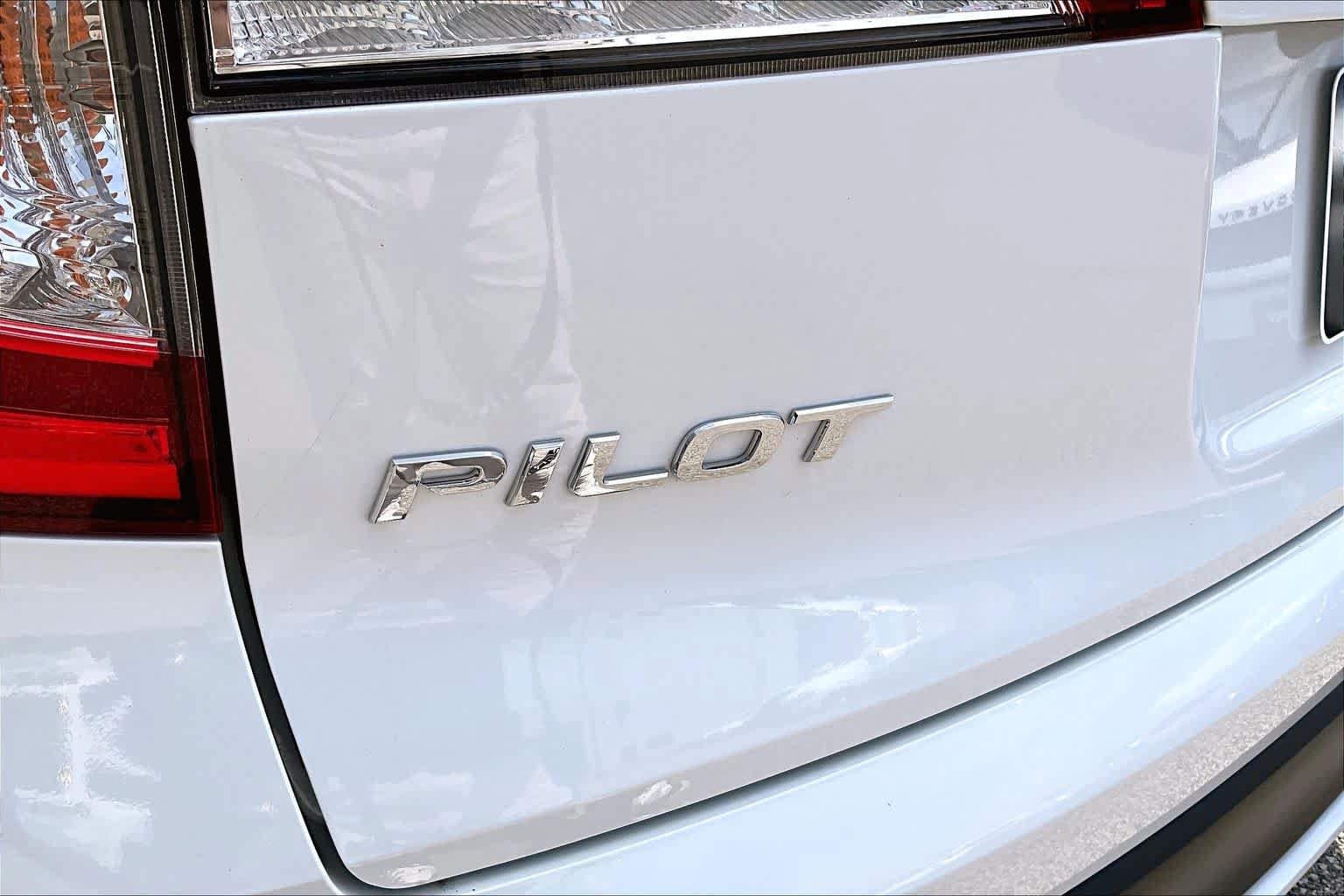Used 2021 Honda Pilot EX-L image 10