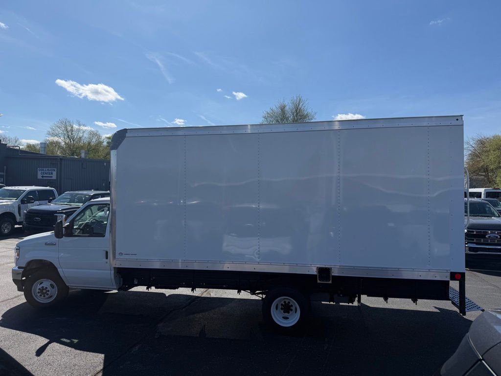 New 2027 Ford E-450 and Econoline 450 Super Duty w/ Power Equipment Group image 10