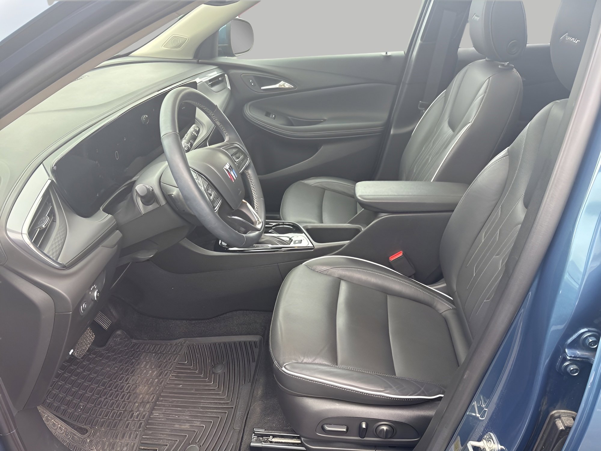 Used 2024 Buick Encore GX Avenir w/ Avenir Convenience Package image 17