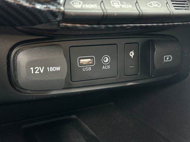 Used 2020 Hyundai Veloster Turbo FWD image 17