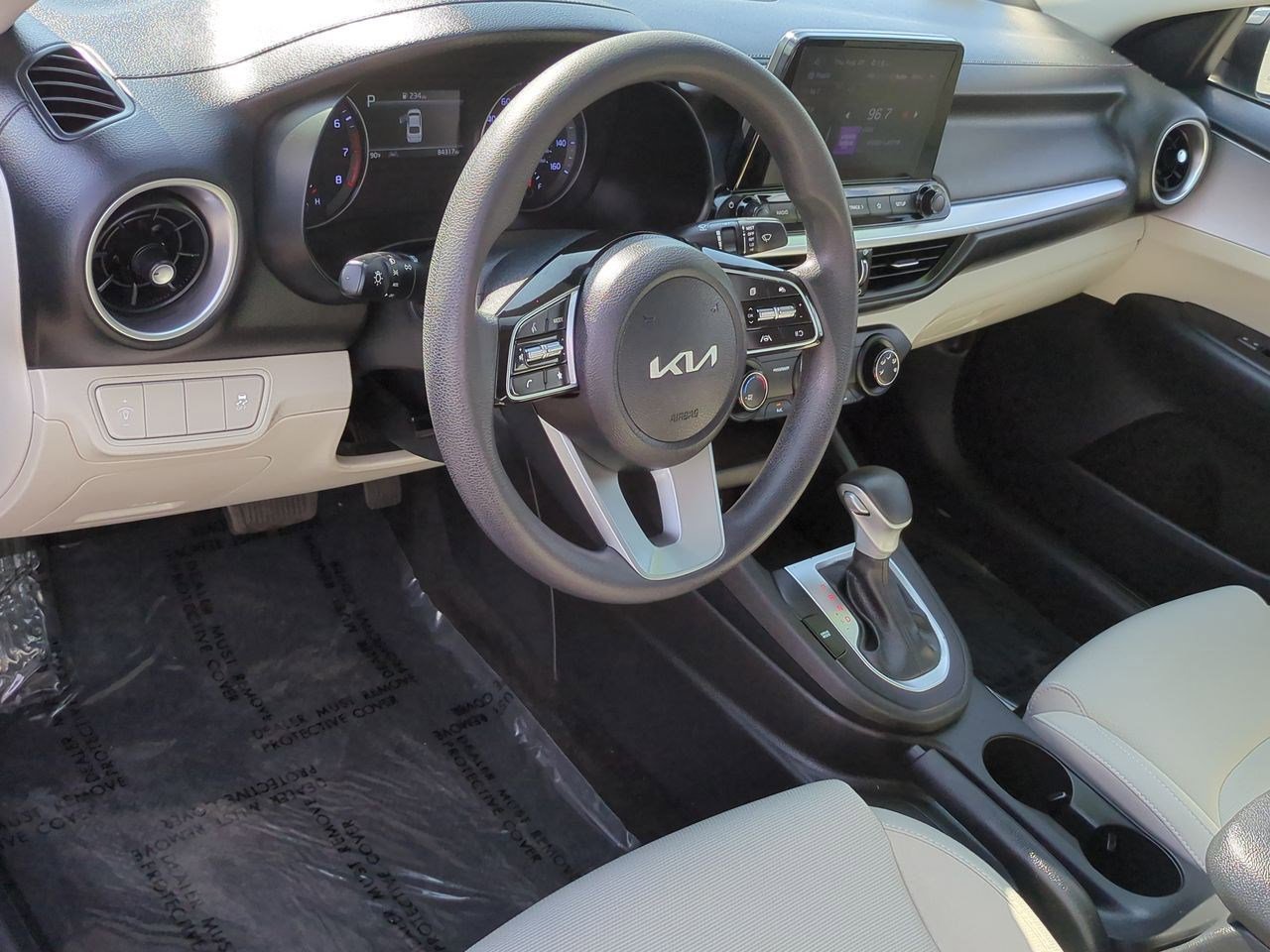 Used 2022 Kia Forte LXS image 10