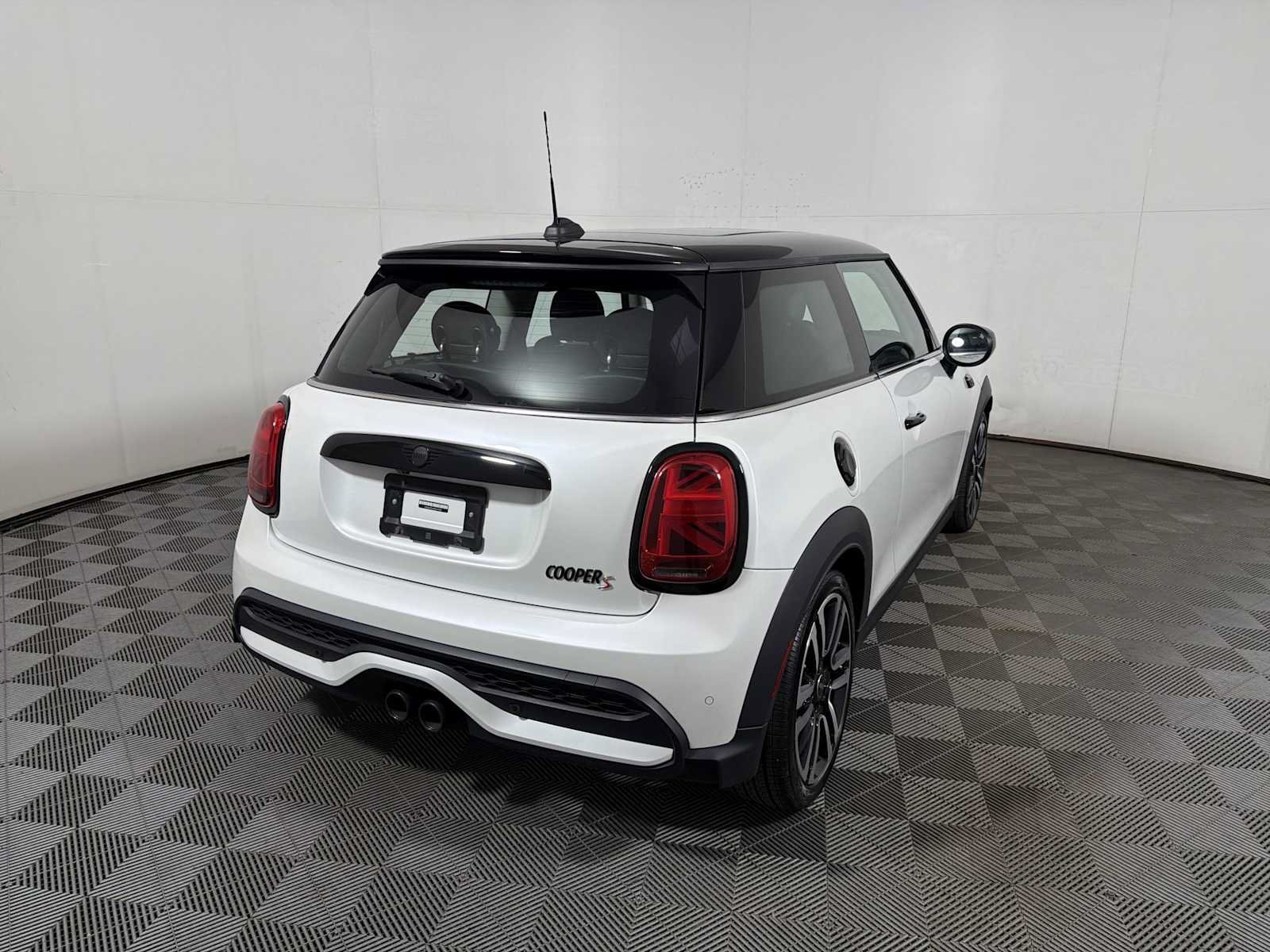 Certified 2024 MINI Cooper S FWD image 6